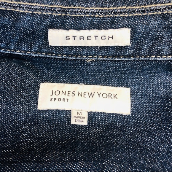 HP! Jones New York Denim Trucker Jacket - Picture 14 of 16